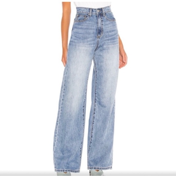 WeWoreWhat Denim - WeWoreWhat High Rise Wide Leg Jeans Light Wash size 25